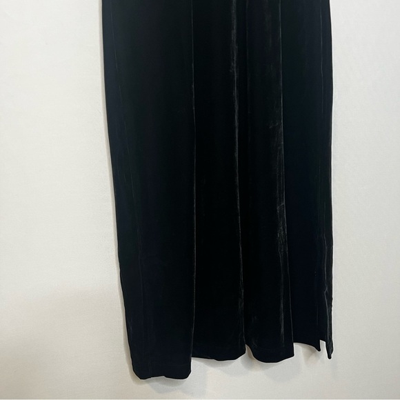 NWT! Band of the Free Black Girl-Crush Velvet Midi Slip Dress. Size Medium. - Picture 8 of 15
